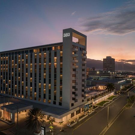 Rok Hotel Kingston Tapestry Collection By Hilton מראה חיצוני תמונה