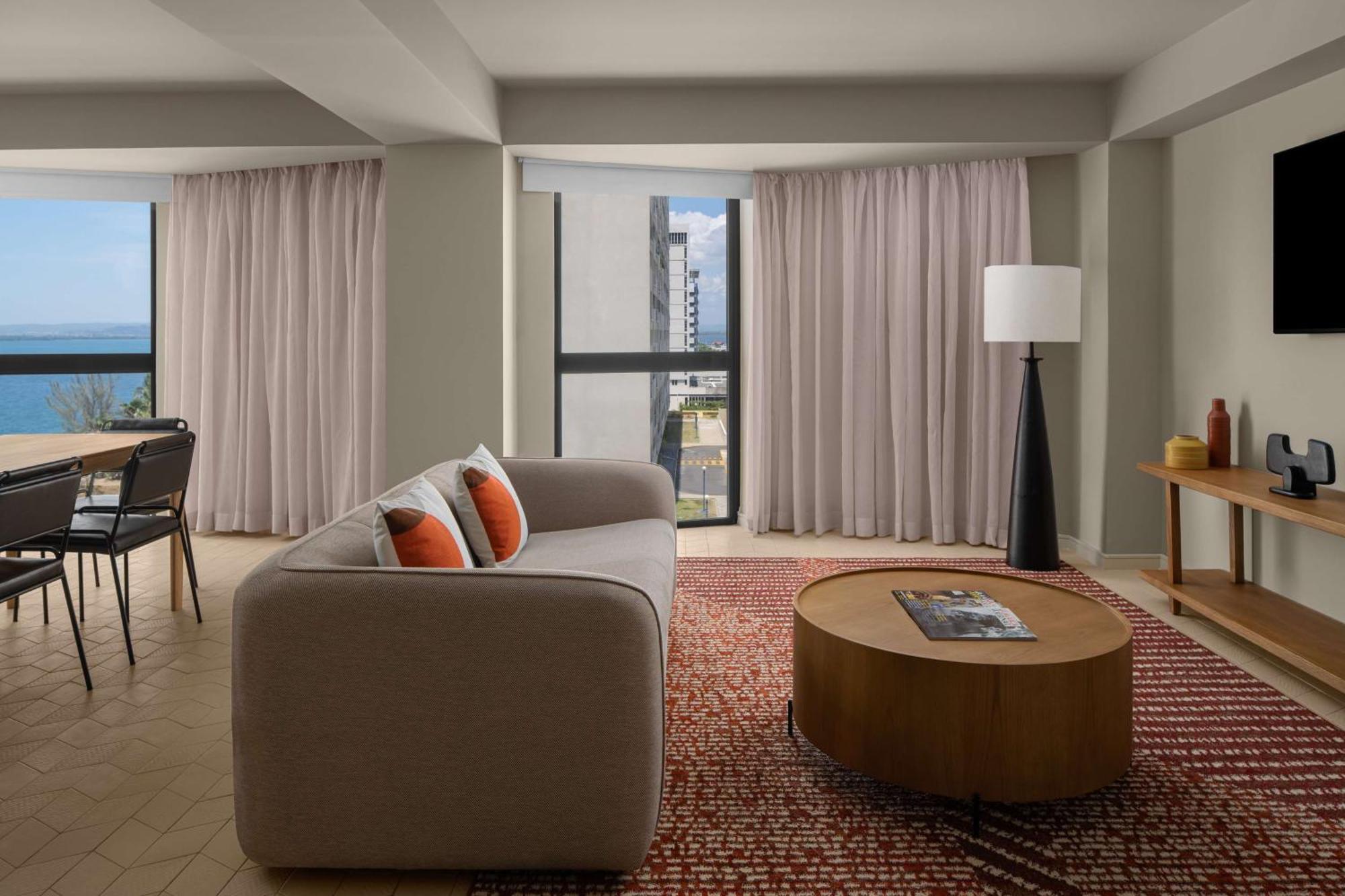 Rok Hotel Kingston Tapestry Collection By Hilton מראה חיצוני תמונה